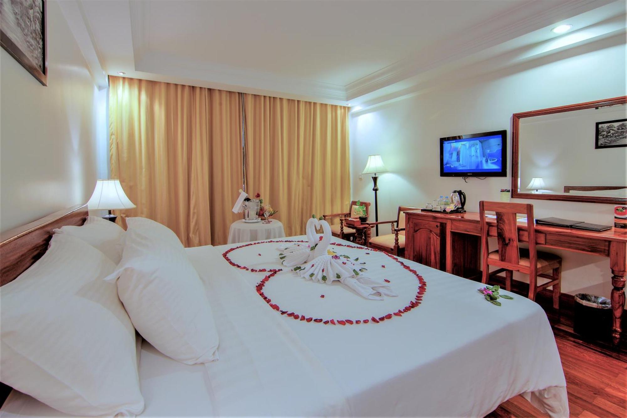 Somadevi Angkor Premium Hotel Siem Reap Ngoại thất bức ảnh
